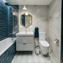 Innenansicht eines Badezimmers kombiniert mit einer Toilette-3