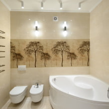Innenansicht eines Badezimmers kombiniert mit Toilette-8