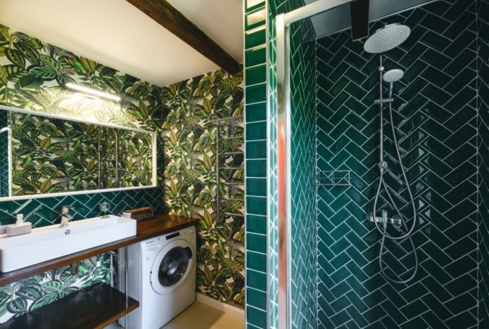 Tropischer Druck im Badezimmer