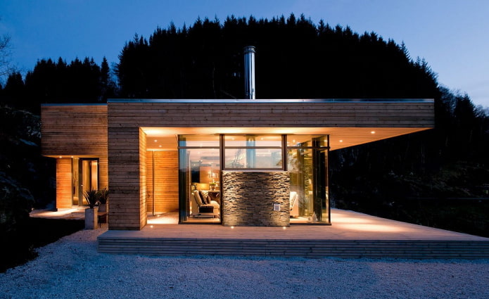 Einstöckiges Haus im High-Tech-Stil