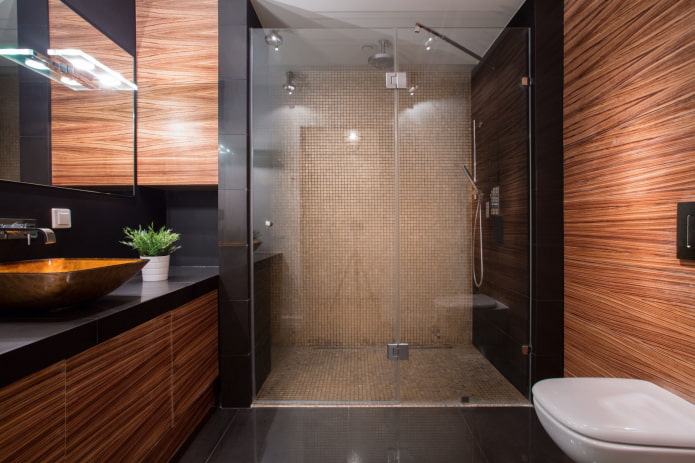 Dusche ohne Ablage aus Fliesen