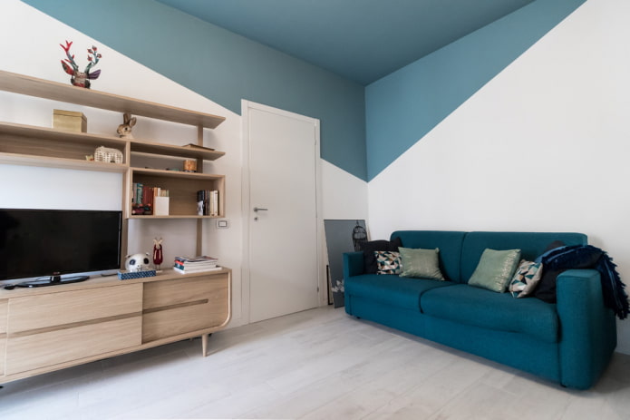 Kunststofftür im Wohnzimmer