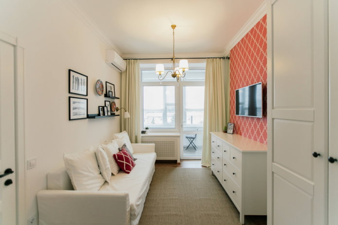 Wohnzimmer mit Balkon