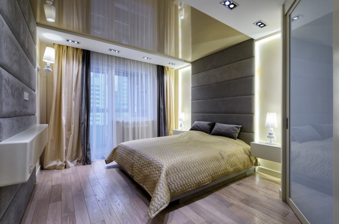 Zweifarbige Spanndecke im Schlafzimmer