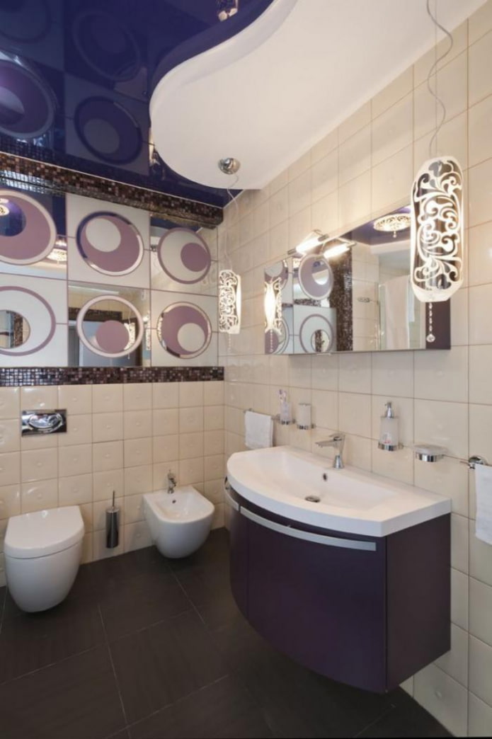 Zweistufiges Design im Badezimmer