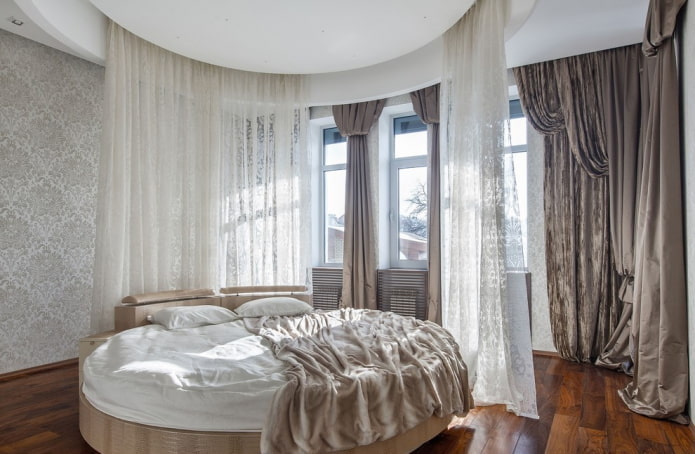 Doppelrundes Bett im Innenraum