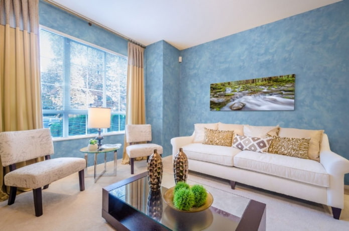 Blaue Wände im Wohnzimmer
