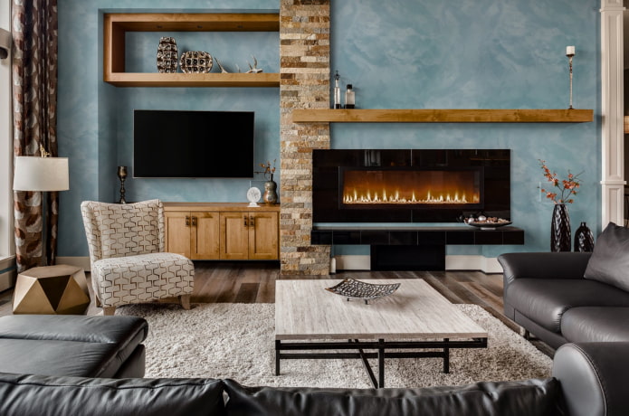 Blaue Wände im Wohnzimmer mit schönem Effekt