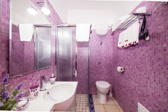 Kombiniertes Badezimmer