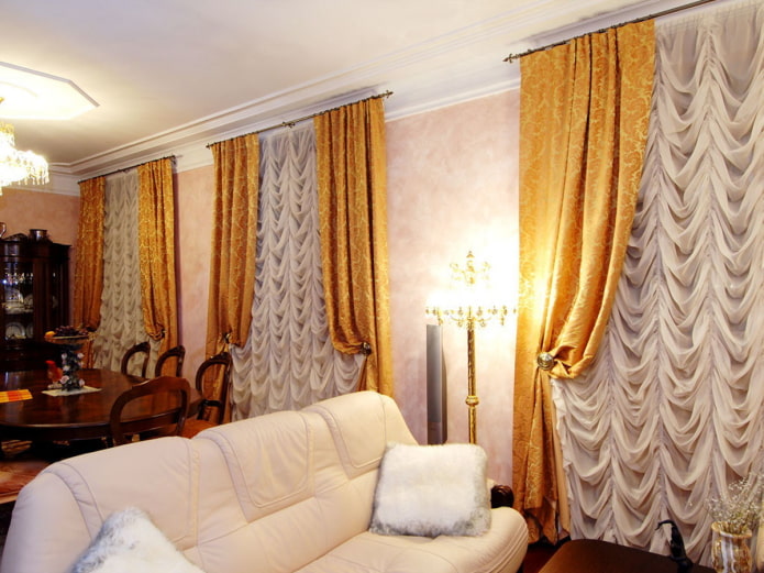 Markisenvorhänge im Wohnzimmer