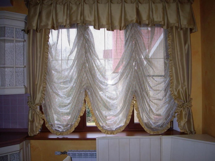 Französische Vorhänge aus Organza
