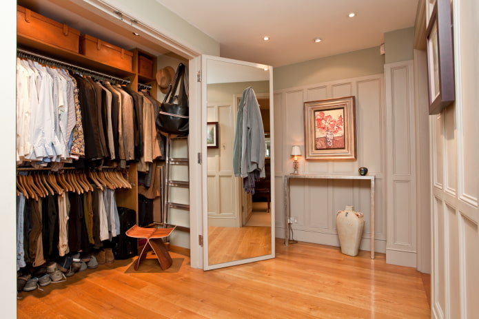Garderobe im Innenraum