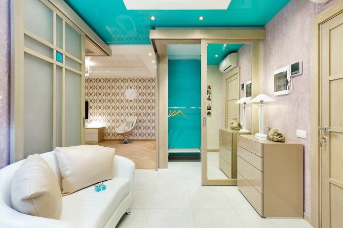 Eck-Ankleidezimmer im Inneren des Flurs