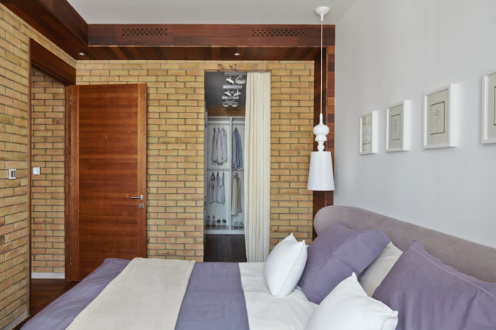 separates Ankleidezimmer im Schlafzimmer