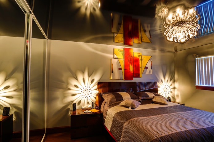 schwarze Decke im Schlafzimmer
