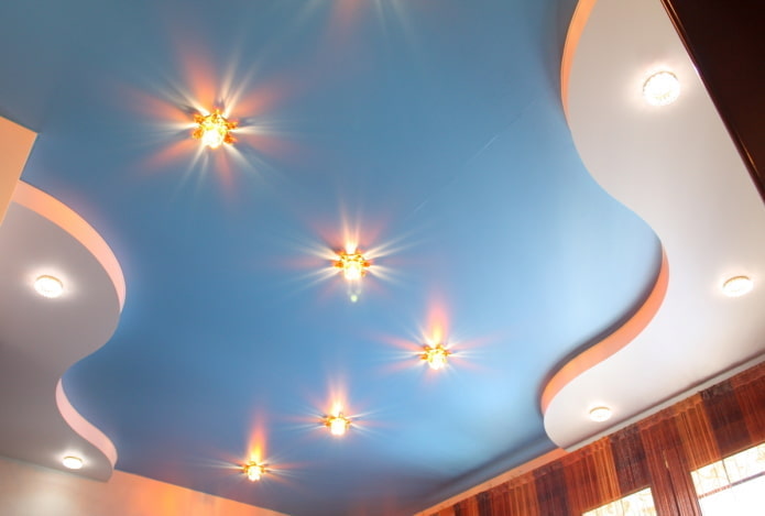 Satin-Spanndecke in Blau