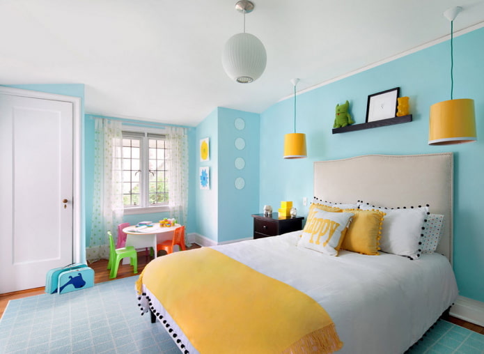 Gelbes und blaues Kinderzimmer-Interieur