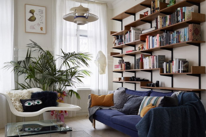 Bücherregale im Wohnzimmer