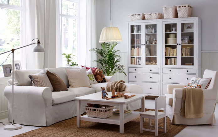 helles Wohnzimmer von IKEA
