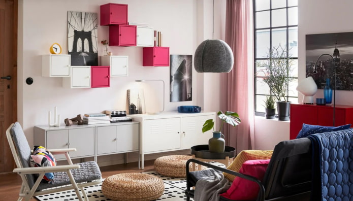 Helle Regale von IKEA
