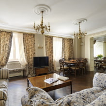 Wie richtet man ein Wohnzimmer mit zwei Fenstern ein?-4