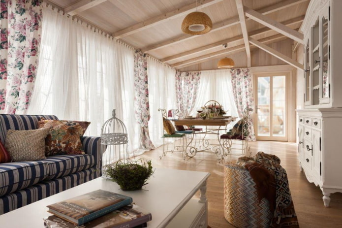 Wohnzimmer im Haus