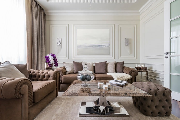 Hellbraunes Interieur