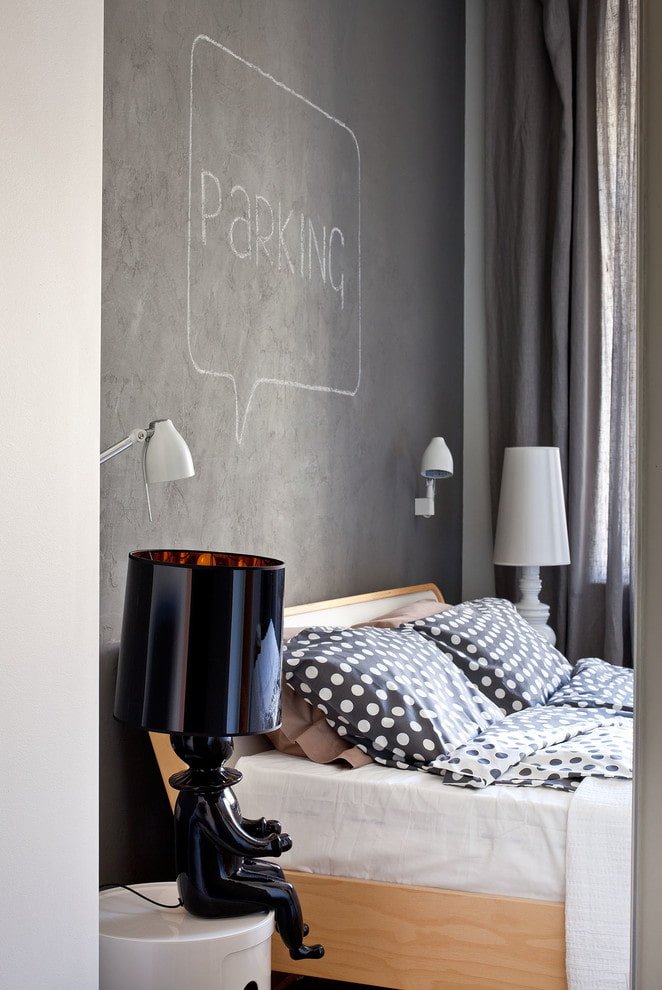 Schieferwand im Schlafzimmer