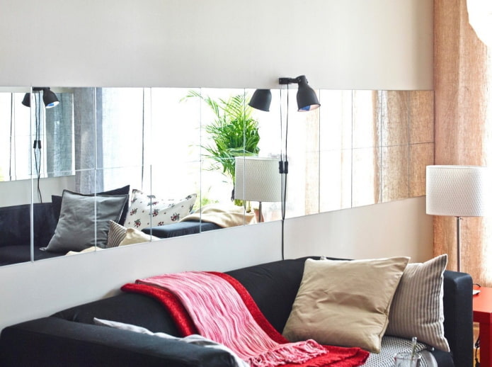 VIEL im Schlafzimmer-Wohnzimmer