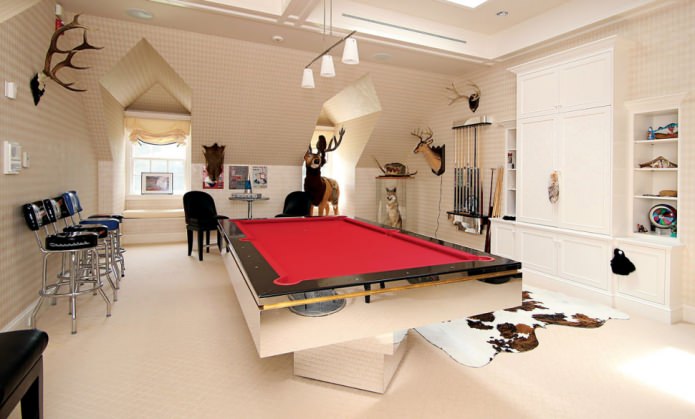 Billardzimmer-Interieur im Haus