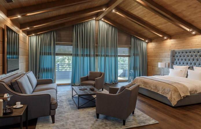Blockhaus im Chalet-Stil