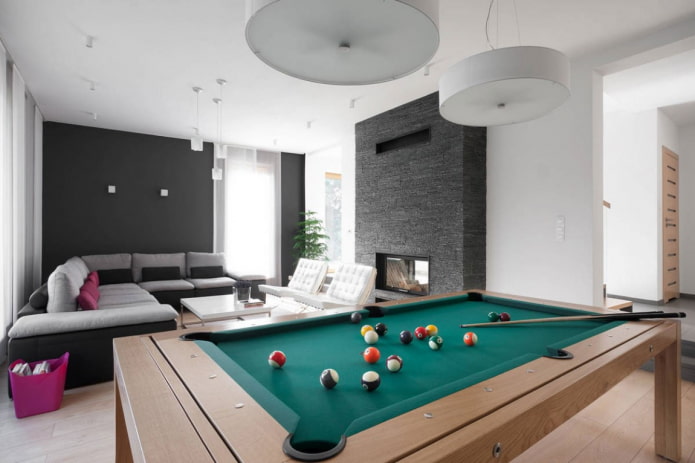 Billardtisch im Wohnzimmer