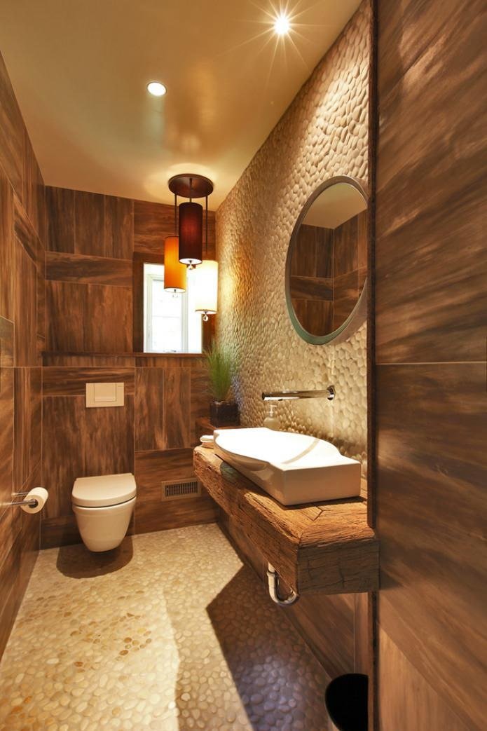 Spannstoff im Badezimmer