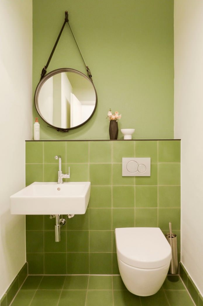 Weiß-grüne Toilette