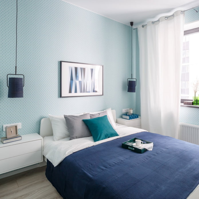 blaue Tapete im Schlafzimmer