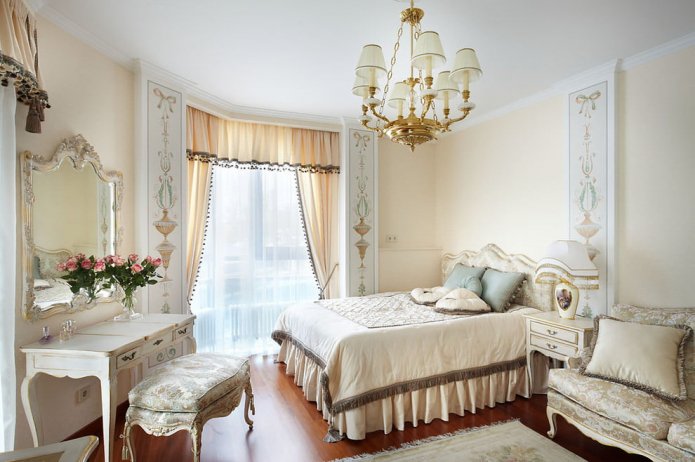 klassisches Schlafzimmer