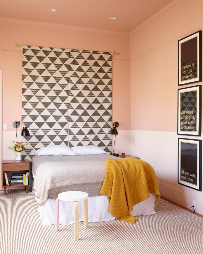 Pfirsichwände im Schlafzimmer