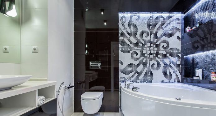 Design einer Eckbadewanne im modernen Stil