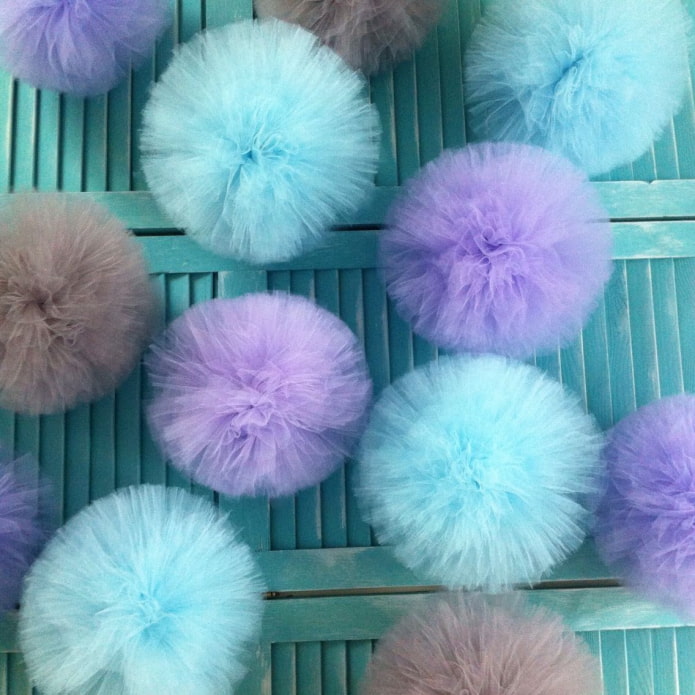 Pom-Poms aus altem Tüll