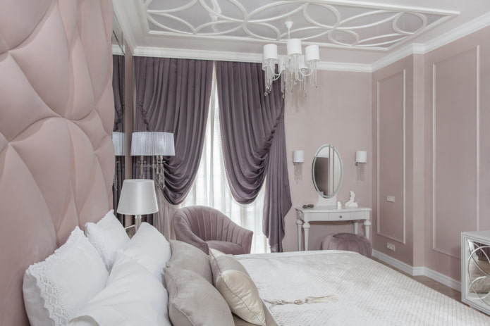 Italienische Vorhänge im Schlafzimmer