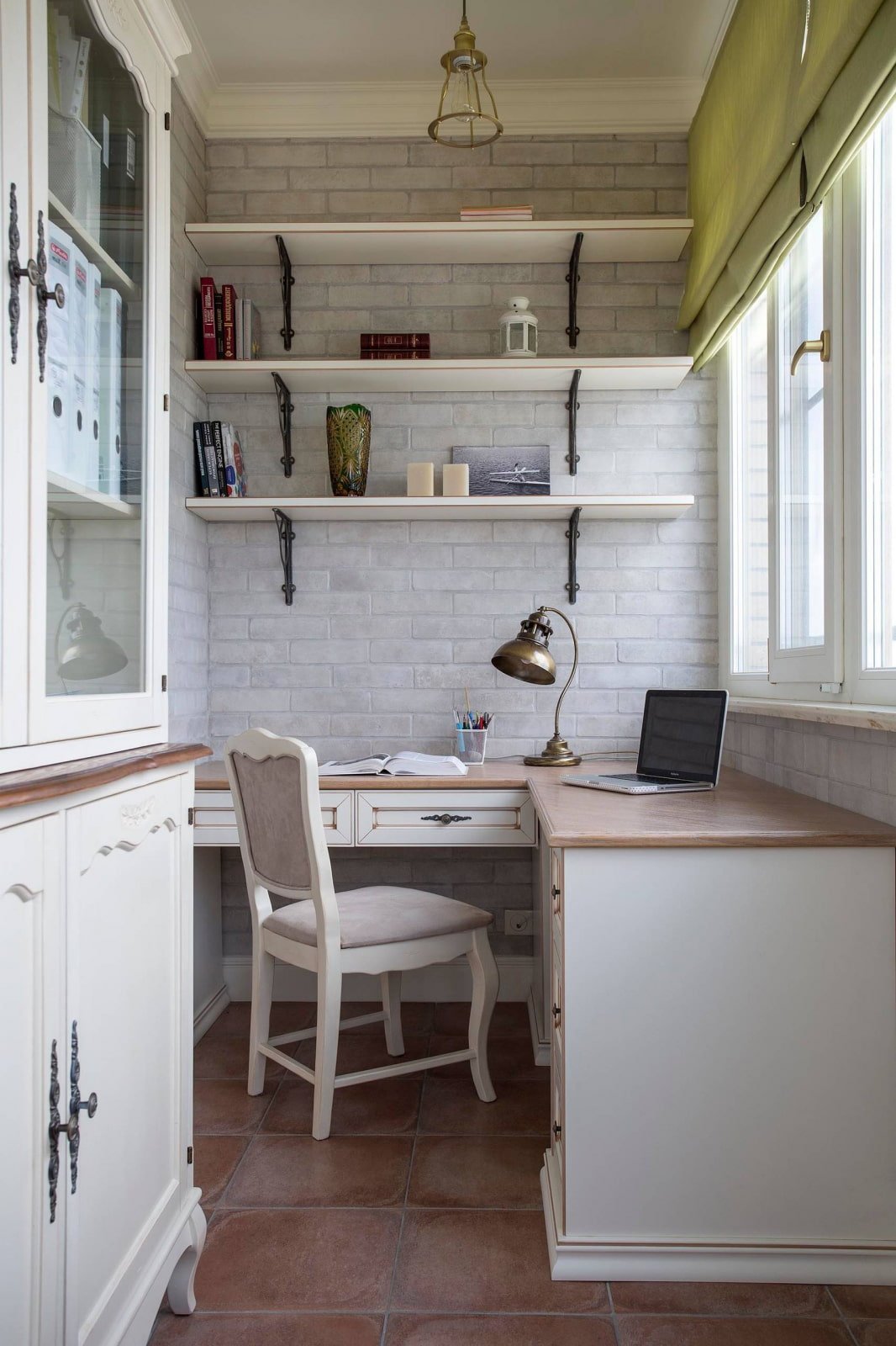 Arbeitszimmer auf dem Balkon