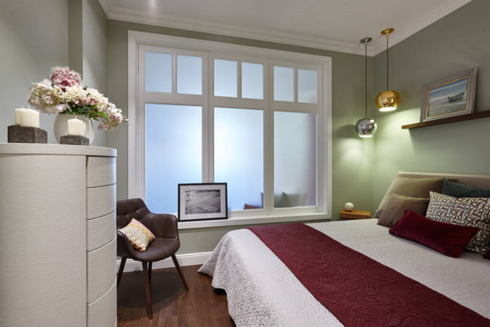 Schlafzimmer mit Fenster