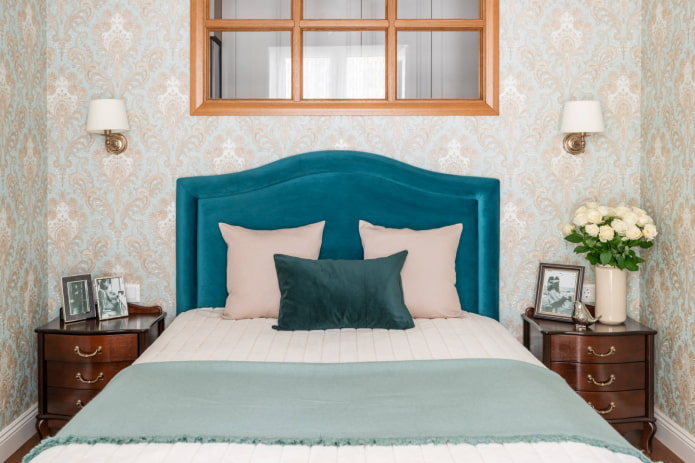 Schlafzimmer mit Fenster