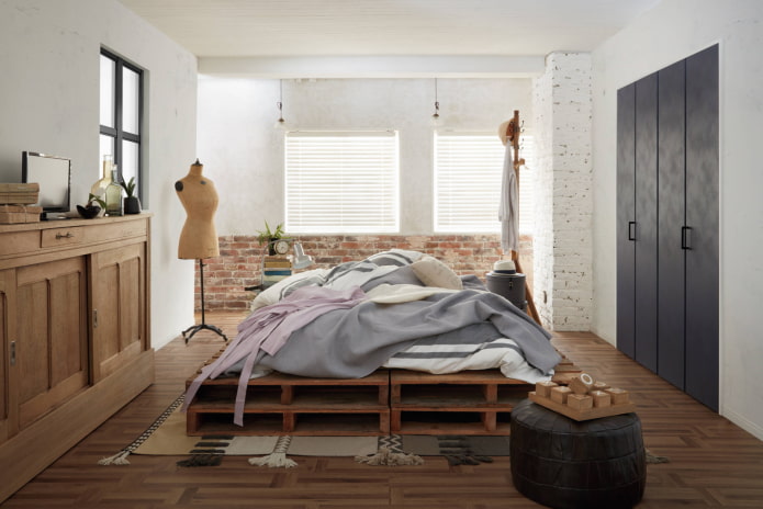 Bett in der Mitte des Raumes