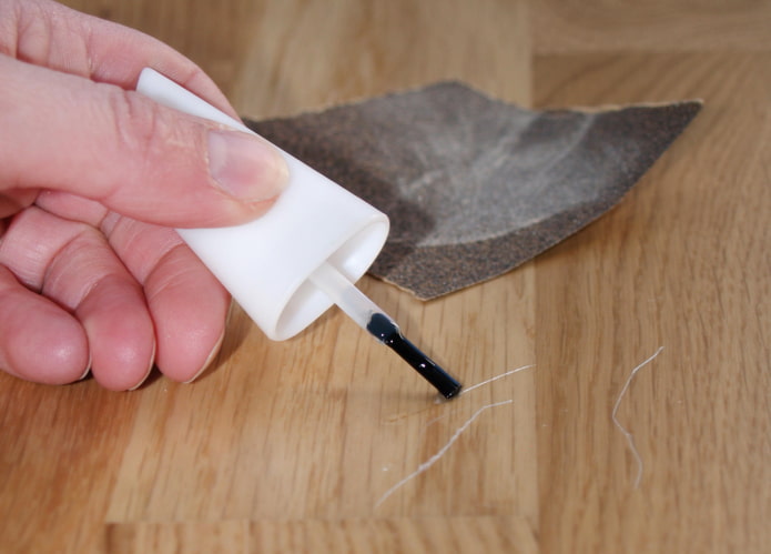Nagellack gegen Bodenkratzer