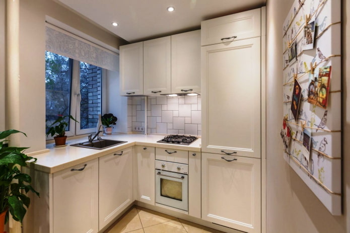 Einbaukühlschrank in einer Chruschtschowka