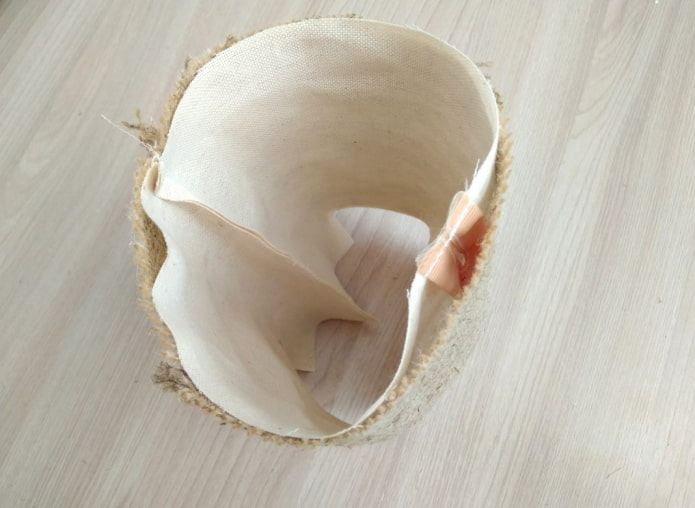 Zwei Bezüge