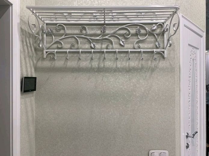geschmiedete Garderobe für den Flur