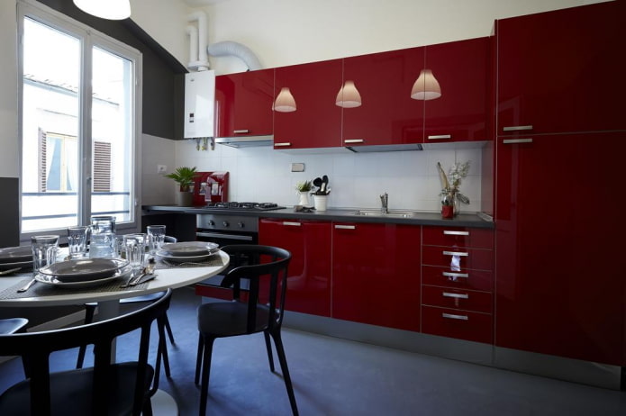 Kücheninterieur in Rottönen