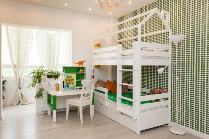 Hausförmiges Bett im Kinderzimmer